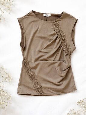 Sleeveless Lace-Trim Top in Taupe